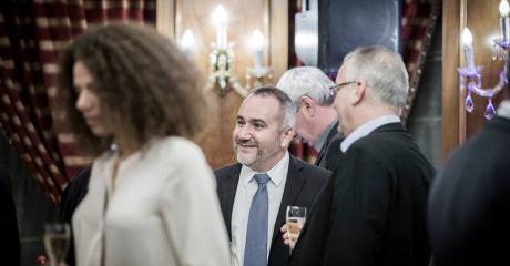 laurent-discussion-back